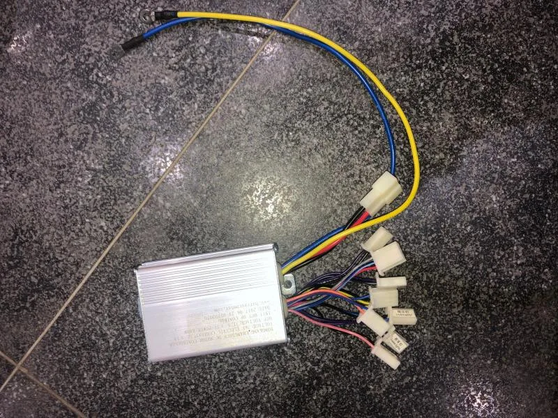 Contrôleur électronique  36V 800W. 9070050